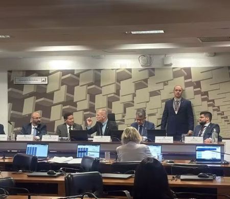 CPI aprova quebra de sigilos de Zettel, cunhado de Vorcaro