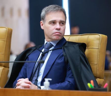 Advogado de Vorcaro se reúne com Mendonça no STF e discute delação