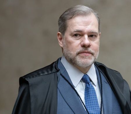 Toffoli nega que vá deixar o STF e rebate suposta pressão de Lula
