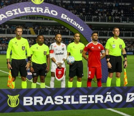 Neymar marca, mas Santos perde do Inter e aumenta pressão sobre Vojvoda