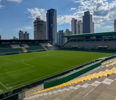 Invicta na Arena Condá, Chape enfrenta hoje o Corinthians&nbsp;