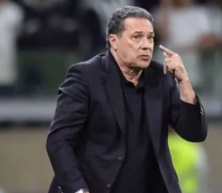 Luxemburgo tem pequena melhora, mas segue na UTI&nbsp;