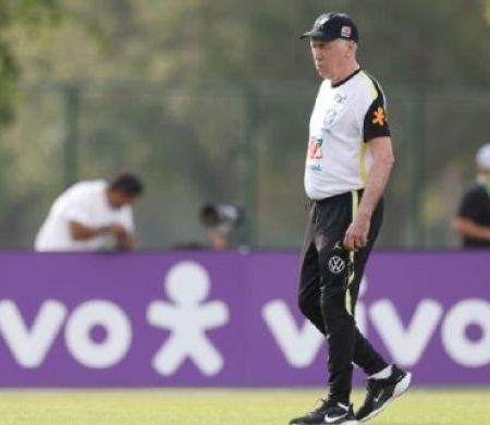 Carlo Ancelotti confirma Léo Pereira titular no jogo contra a França nesta quinta