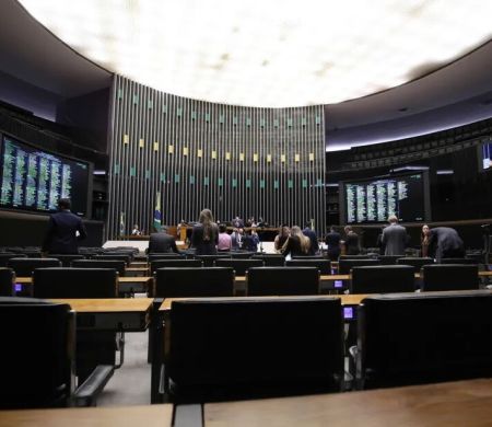 Janela partidária consolida PL e enfraquece o União