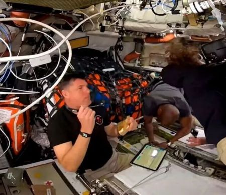 Missão Artemis II chega ao 3º dia com ajustes para observação lunar&nbsp;