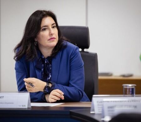 Agora na esquerda, ao se filiar ao PSB, Simone Tebet vira aliada definitiva de Lula