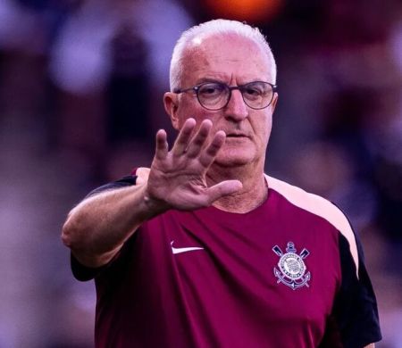 Dorival Júnior é demitido e deixa o comando do Corinthians