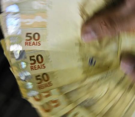 Retirada líquida da poupança atinge R$ 11 bilhões em março