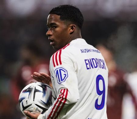 Treinador do Lyon dispara contra Endrick e cobra mais desempenho&nbsp;