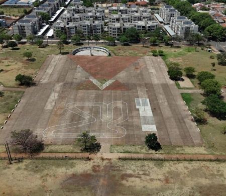 Prefeitura propõe requalificação da Praça do Papa