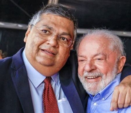 De olho nas urnas, governo aposta em ação eleitoreira para trabalhadores