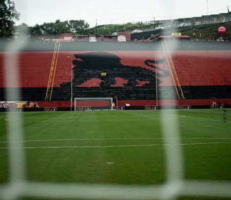 Vitória aposta no fator casa contra o São Paulo neste sábado&nbsp;