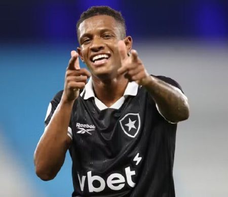 Palmeiras considera 40 milhões de euros valor inviável por Danilo