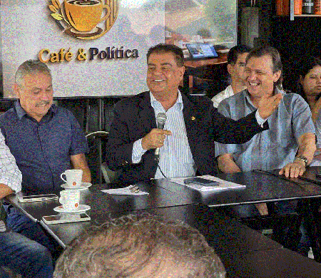 Candidato à reeleição, Nelsinho Trad aposta em aliança com Riedel
