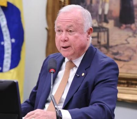 Relatório que avaliza tramitação da PEC da escala 6x1 será votada hoje&nbsp;