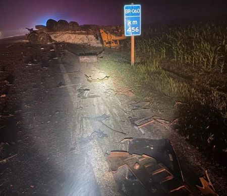 Colisão violenta na BR-060 termina com motorista morto no interior de MS