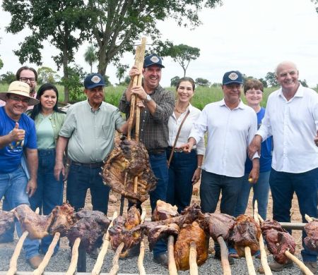 Riedel aproveita aniversário de 61 anos de Caracol para entregar obras
