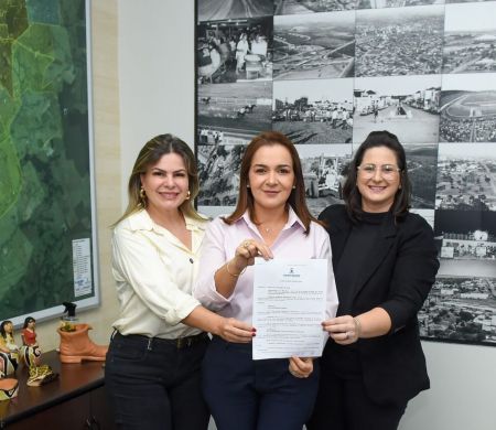 Por decreto, Adriane organiza atendimento à população de rua
