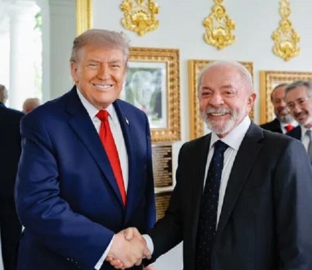 Presidente Lula foge de coletiva após reunião com Trump na Casa Branca