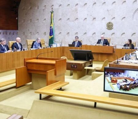 <p><br></p>STF barra revisão de cargos em novo freio a penduricalhos