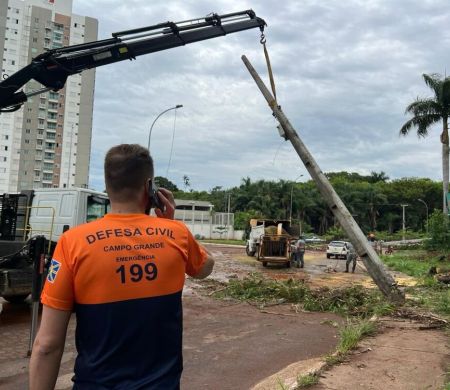 Prefeitura da Capital monta força-tarefa após alerta de ciclone