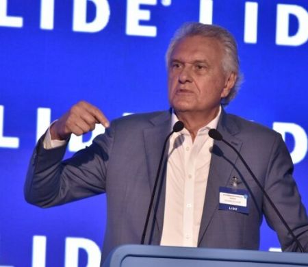 Caiado diz que suspensão da Dosimetria é ataque à democracia