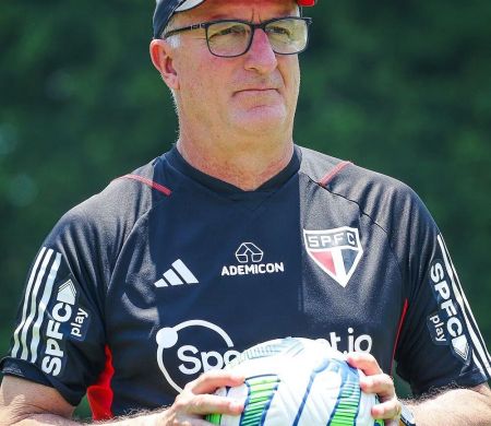 Com demissão de Roger, Dorival passa a ser prioridade no São Paulo&nbsp;