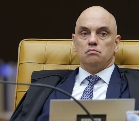 Justiça dos EUA autoriza citação de Moraes por e-mail em ação
