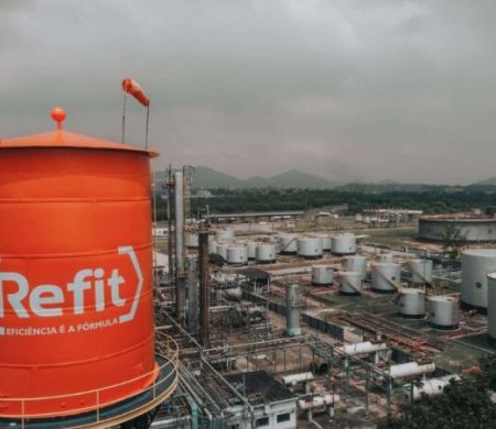 Rio quer desapropriar terreno da Refit, que tem dívida bilionária