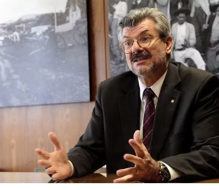 STJ corta penduricalhos de ministro afastado por denúncia de assédio sexual