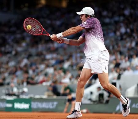 Fonseca e Jakub fazem hoje duelo da nova geração em Roland Garros