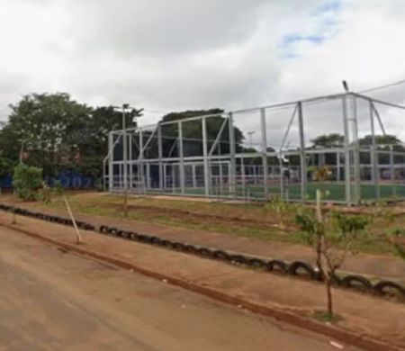 Rapaz é executado em quadra esportiva na periferia de Campo Grande