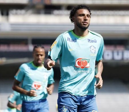 Seleção Brasileira recebe Éderson na concentração nos Estados Unidos