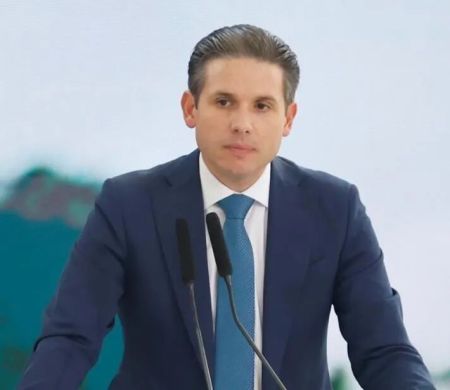 Renegociação de dívidas pressiona Hugo Motta entre governo e ruralistas