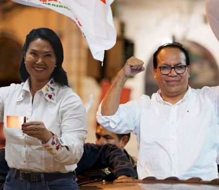 Disputa voto a voto no Peru coloca Fujimori na liderança