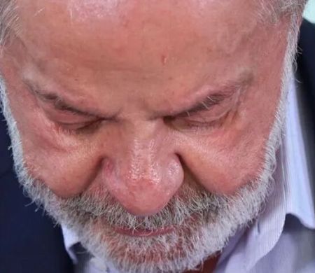 Desaprovação supera aprovação e amplia desgaste do presidente Lula