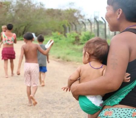 Saúde quer reduzir morte materna e infantil indígena nas aldeias&nbsp;