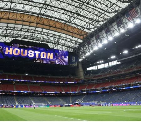 Brasil e Japão jogam em estádio com ar condicionado e custo de R$1,8 bilhão
