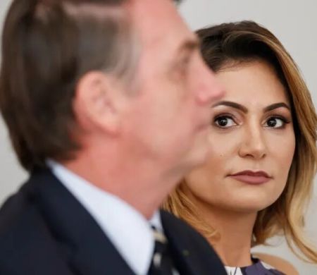Michelle deixa comando do PL Mulher e abre mão de salário de R$ 33,8 mil
