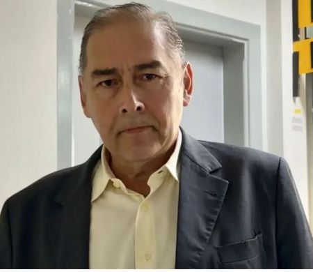Após passar mal na prisão, Bernal é internado na Santa Casa&nbsp;