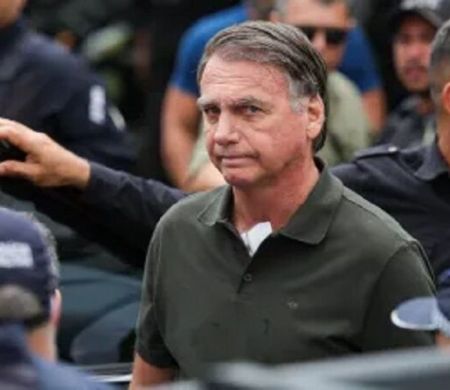 PGR se manifesta a favor de manter Bolsonaro em domiciliar
