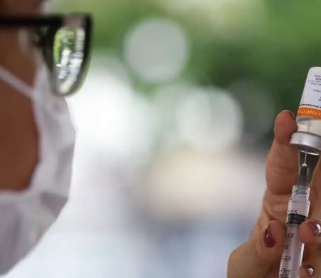 Vacinas contra covid-19 serão atualizadas contra novas variantes