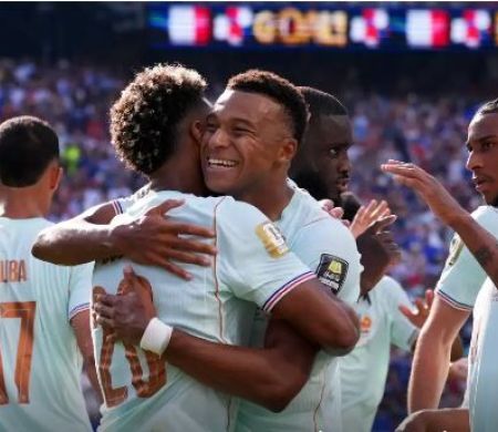Copa repete feito de 1990 e reúne apenas campeões nas semifinais