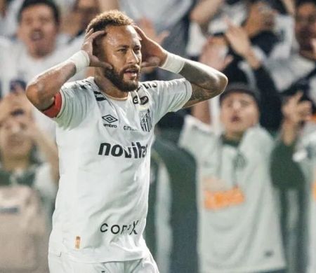 Neymar faz dois gols, mas Santos fica só no empate com a Chapecoense