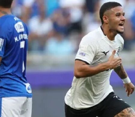 Botafogo vence o Cruzeiro no Mineirão e cola no G5 do Brasileirão