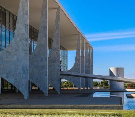 Tarifas dos EUA levam Brasil à Organização Mundial do Comércio