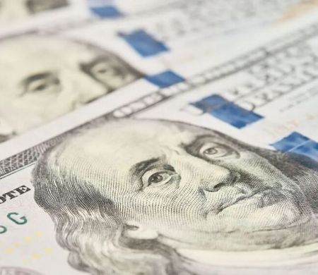 Bolsa avança e dólar recua de olho no Fed e em indicadores econômicos