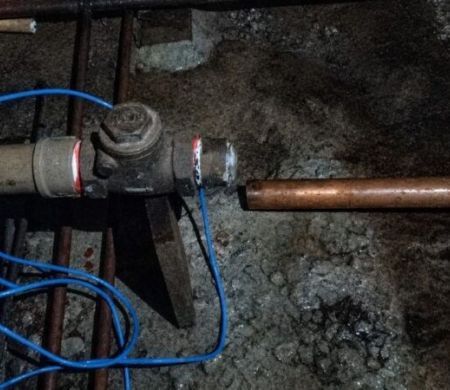 Ladrões furtam canos de cobre e causam alagamento em enfermaria em Dourados