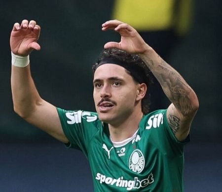 Palmeiras faz 3 a 0 no Fortaleza e encaminha vaga nas quartas