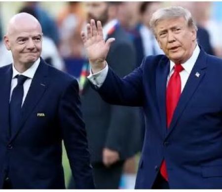 Infantino busca apoio de Trump para continuar na presidência da Fifa